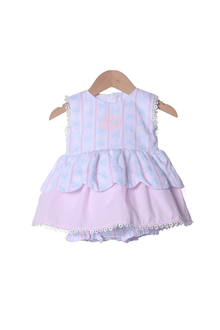 Sweet Scalloped Bow Applique Bubble