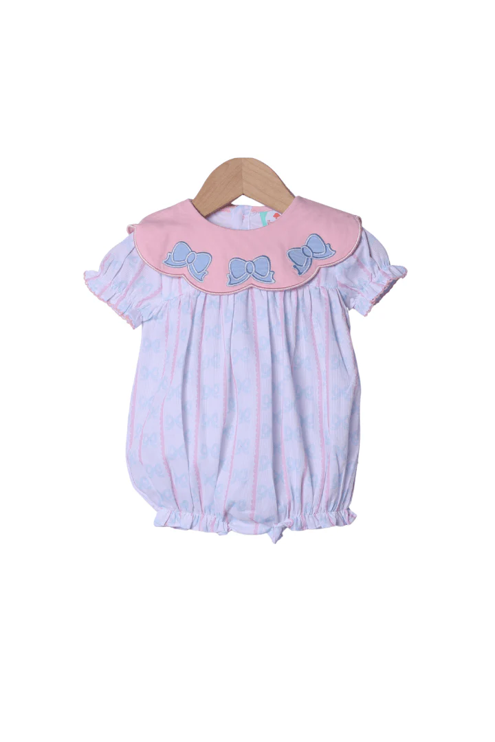 Sweet Scalloped Bow Collar Bubble