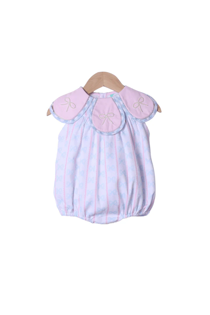 Sweet Scalloped Pearl Bow Tulip Bubble
